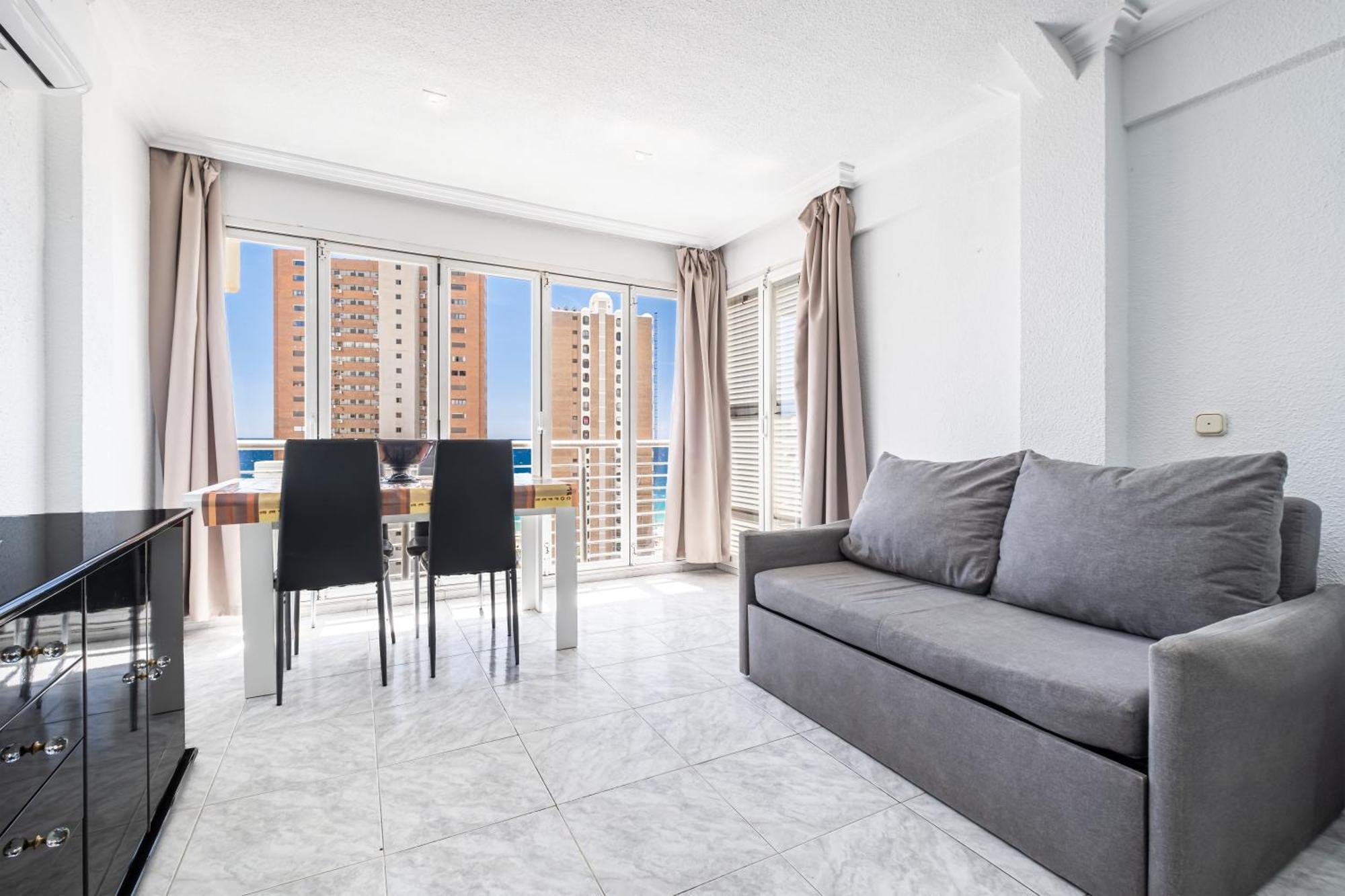Caballos 12-c Levante Apartamento *