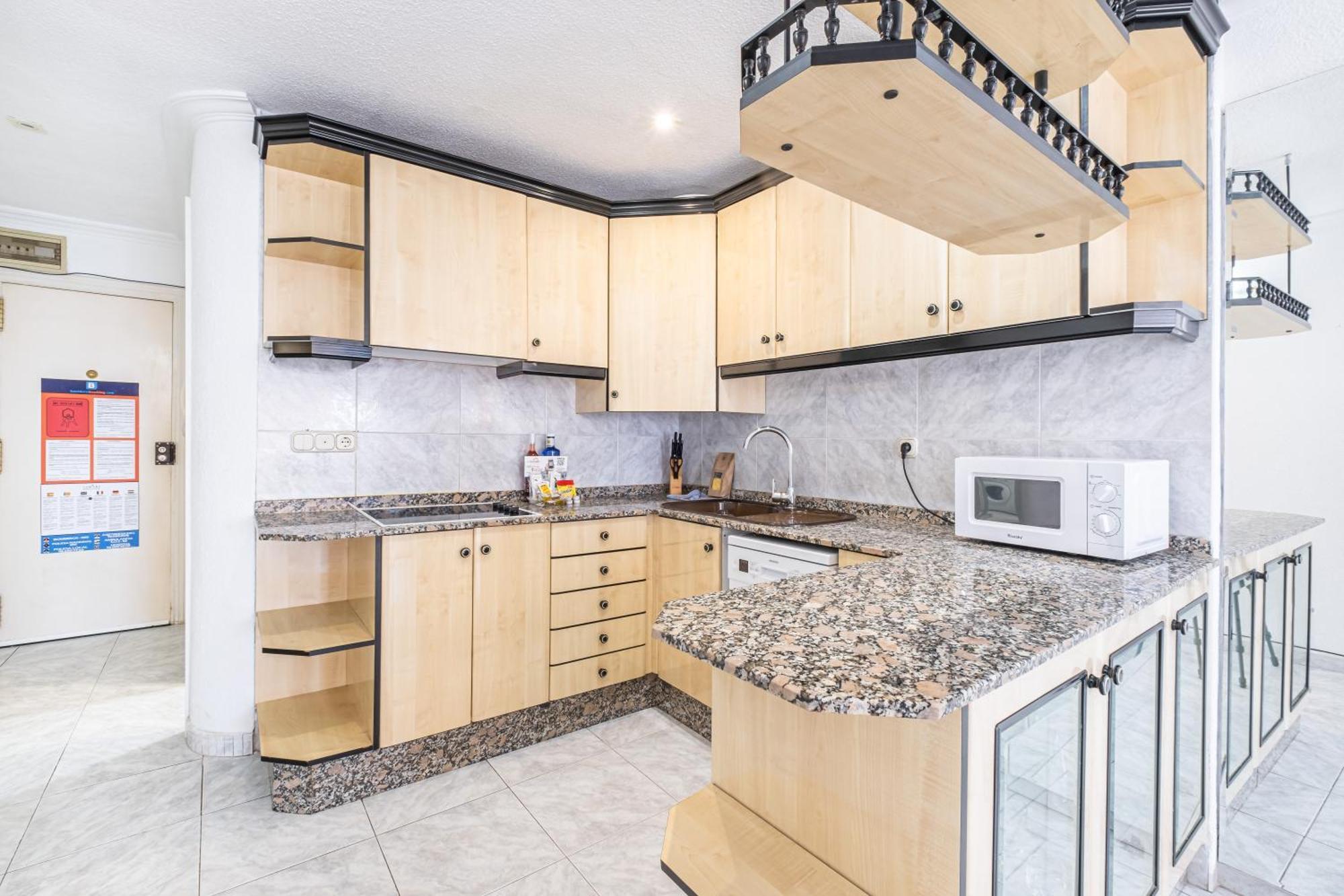 Apartamento Caballos 12-c Levante *