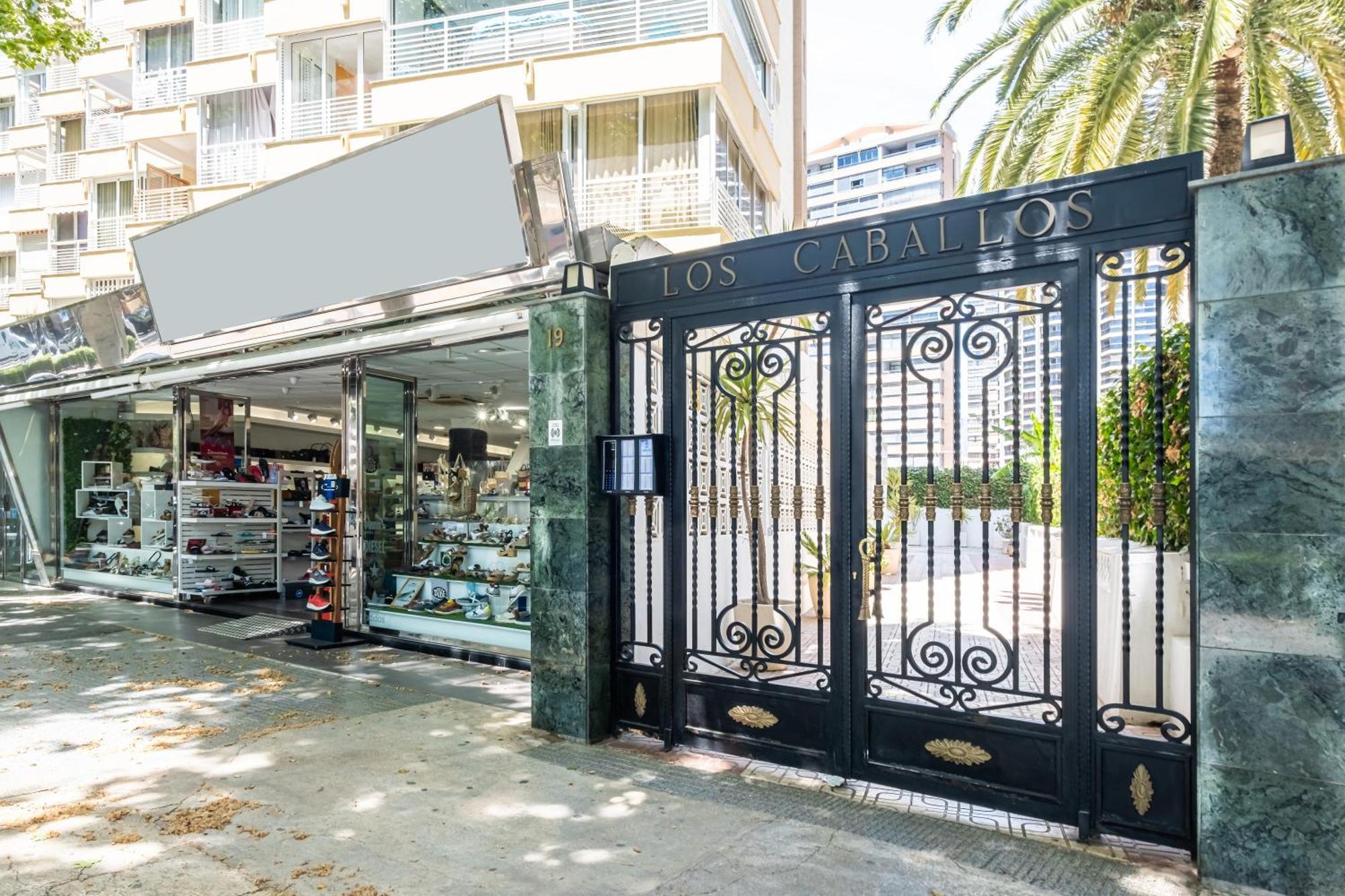 Apartamento Caballos 12-c Levante *